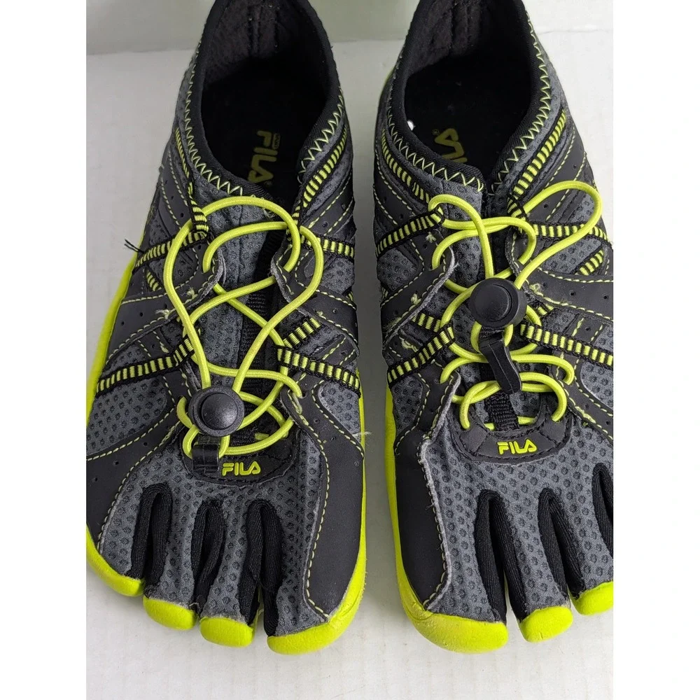 FILA Skele-Toes Boys Size 3 Water Shoes Gray Neon Green Five Finger Barefoot